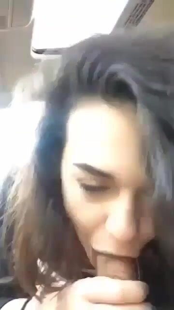 Papà fa sesso con la mamma in cucina