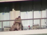 Sesso sul balcone in hotel