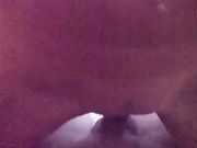 Questa ragazza ama succhiare il cazzo e assaggiare lo sperma